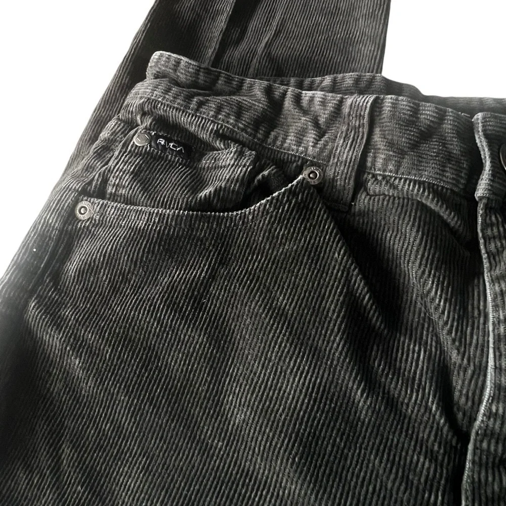RVCA Corduroy Boys Dagger Fit Charcoal Pants. Size: 29 approx 16